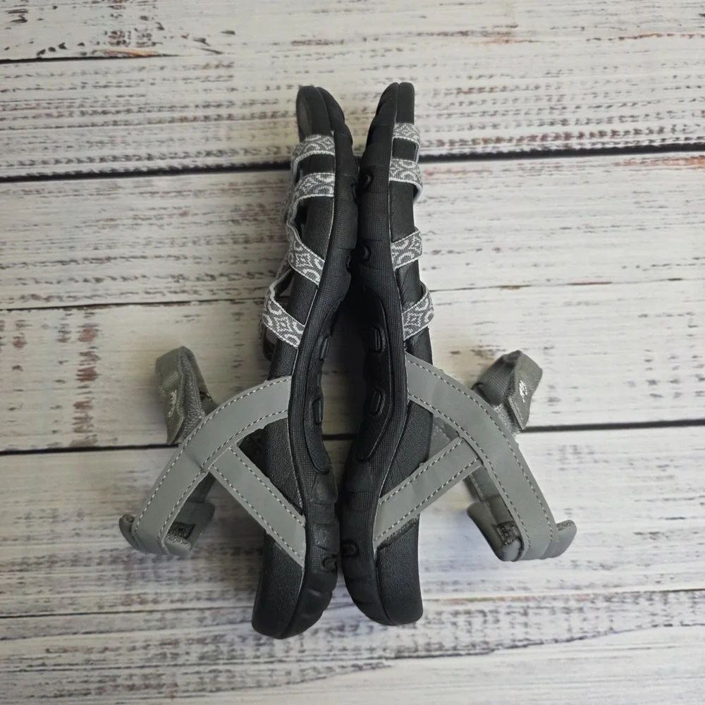 ViaKix Black Gray Strappy Toe Loop Sandals Women's US‎ 9 EU 40 Hiking Gorpcore